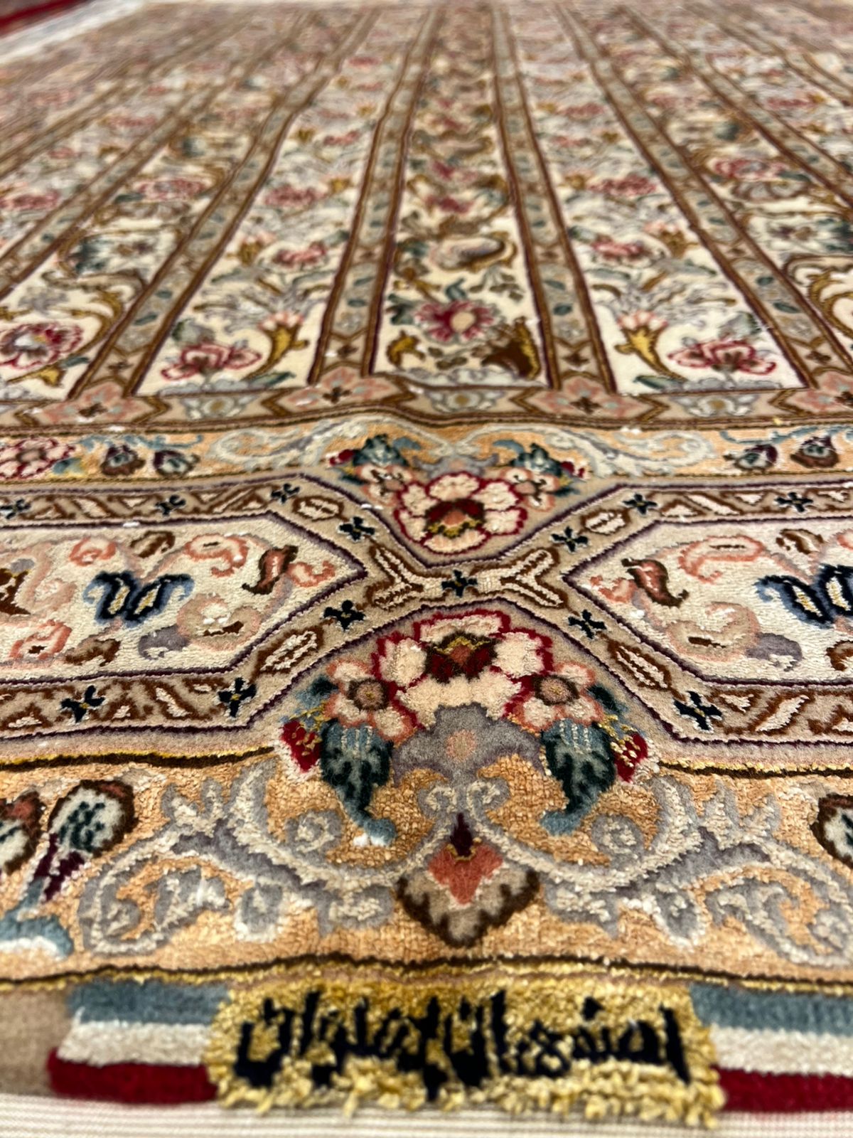 Isfahan rugs